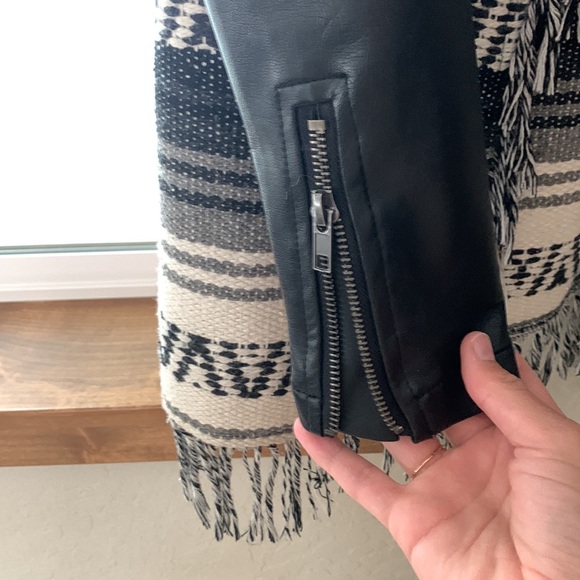 RVCA jacket - Picture 4 of 5